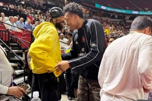 NBA灰熊vs老鹰_NBA灰熊vs老鹰免费观看_NBA灰熊vs老鹰高清无插件直播