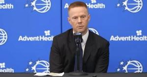 NBA步行者vs森林狼_NBA步行者vs森林狼超清直播_NBA步行者vs森林狼1080p 在线观看