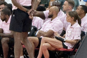 WNBA康涅狄格太阳vs印第安纳狂热_WNBA康涅狄格太阳vs印第安纳狂热高清直播_WNBA康涅狄格太阳vs印第安纳狂热在线观看无插件