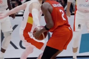 火爆U17女世界杯德国女篮U17vs西班牙U17女篮直播